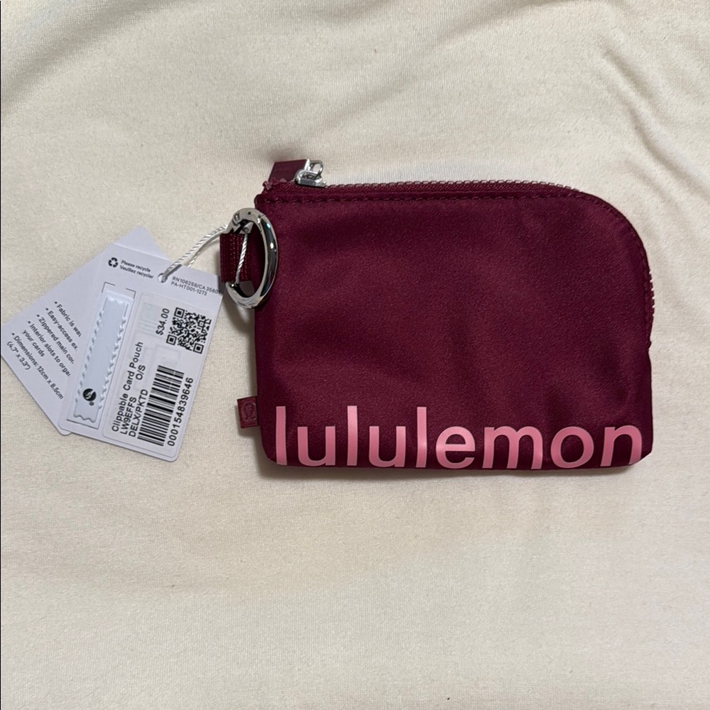 Lululemon Burgundy capable card pouch. NWT